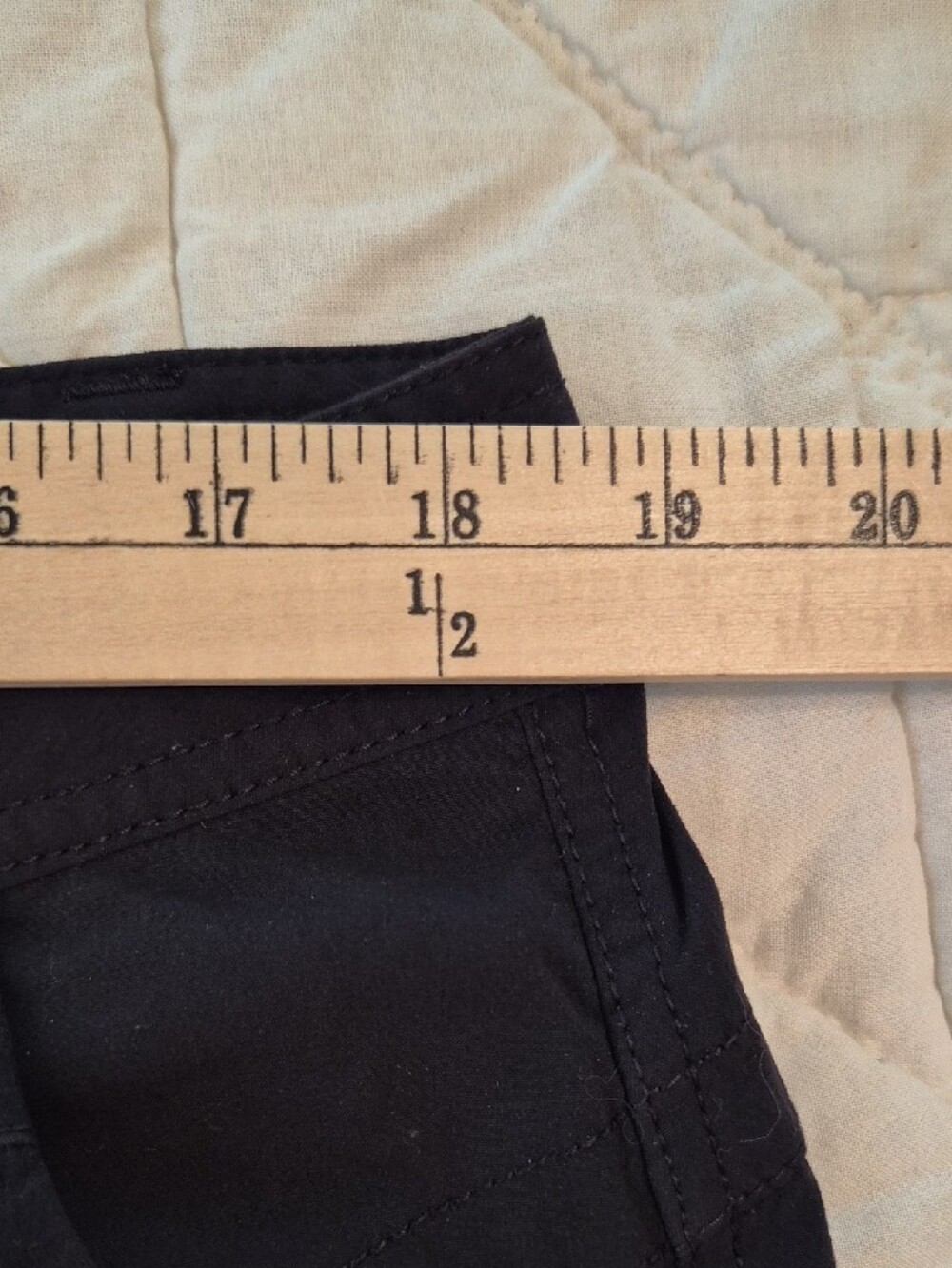 Eddie Bauer Tall Black Travex Cargo Pants - Size 16T - Picture 3 of 7